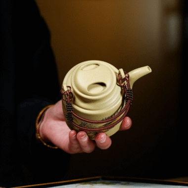 Yixing Zisha Teapot [Barrel] (Lu Ni – 300ml)