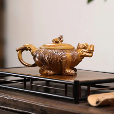 Yixing Zisha Teapot [Baxia Fuxi] (Longgu Jinsha – 380ml)