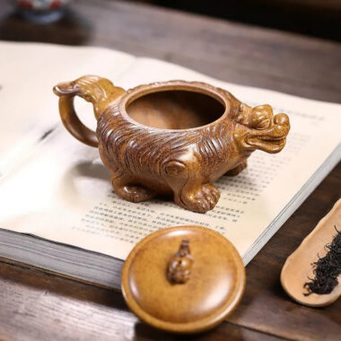 Yixing Zisha Teapot [Baxia Fuxi] (Longgu Jinsha – 380ml)