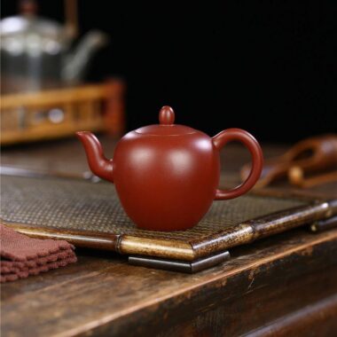 Yixing Zisha Teapot [Beauty Shoulder] (Dahongpao – 200ml)