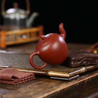 Yixing Zisha Teapot [Beauty Shoulder] (Dahongpao – 200ml)