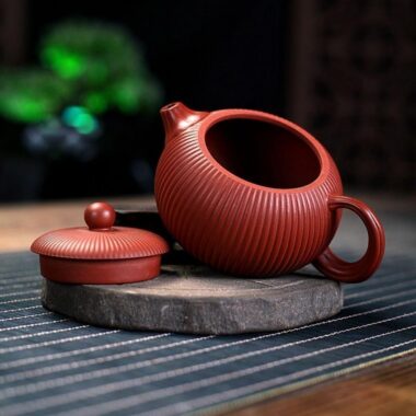 Yixing Zisha Teapot [Begonia Xishi] (Dahongpao – 200ml)