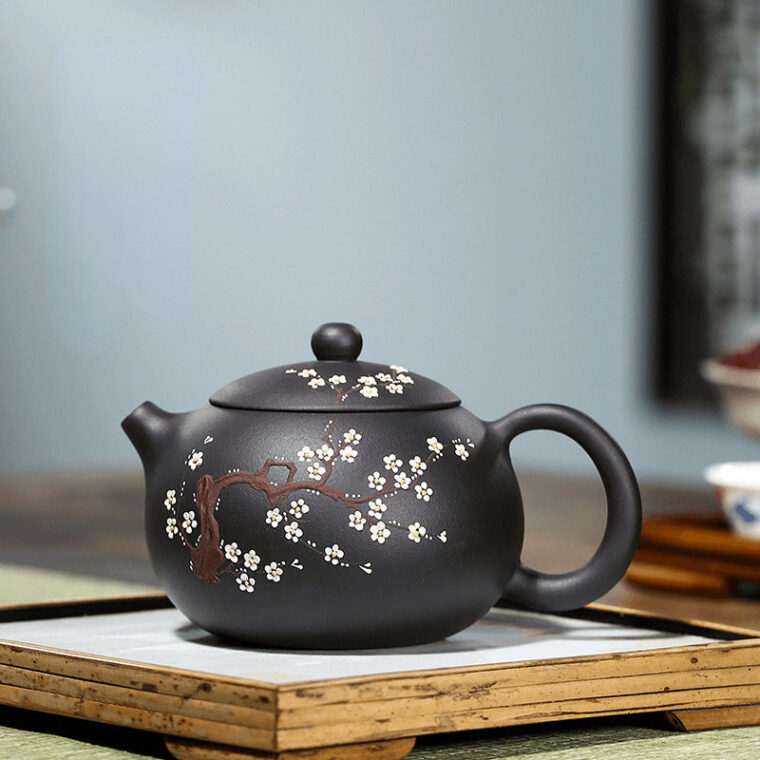 Yixing Zisha Teapot [Big Plum Blossom Xishi] (Hei Jin Sha – 430ml)