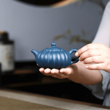 Yixing Zisha Teapot [Chrysanthemum Pot] (Tian Qing Ni – 200ml)