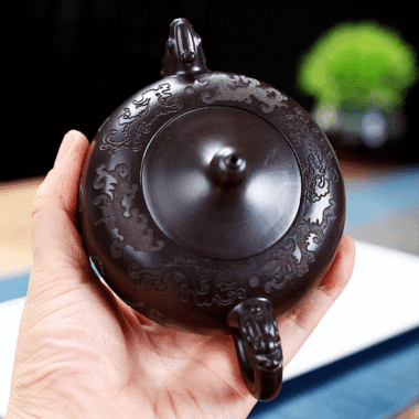 Yixing Zisha Teapot [Dancing Dragon] (Hei Ni – 220ml)