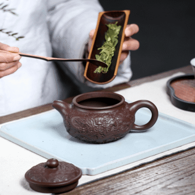 Yixing Zisha Teapot [Dragon Antique] (Zi Ni – 310ml)