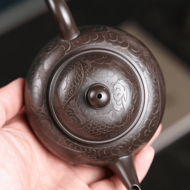 Yixing Zisha Teapot [Dragon Carved Shui Ping] (Zi Ni – 250ml)
