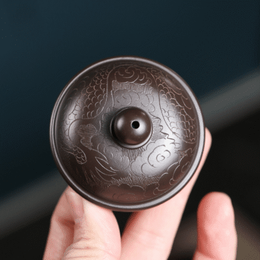 Yixing Zisha Teapot [Dragon Carved Shui Ping] (Zi Ni – 250ml)