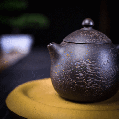 Yixing Zisha Teapot [Dragon Egg] (Hei Jin Sha – 170ml)