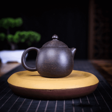 Yixing Zisha Teapot [Dragon Egg] (Hei Jin Sha – 170ml)