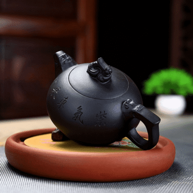 Yixing Zisha Teapot [Dragon] (Hei Ni – 280ml)