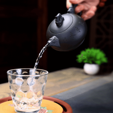 Yixing Zisha Teapot [Dragon] (Hei Ni – 280ml)