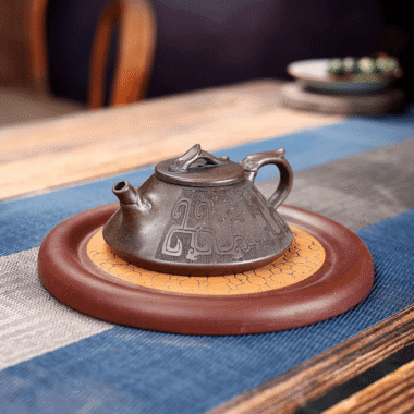 Yixing Zisha Teapot [Dragon Piao] (Gu Tong Ni – 170ml)