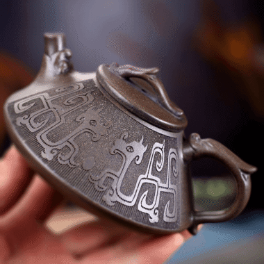 Yixing Zisha Teapot [Dragon Piao] (Gu Tong Ni – 170ml)