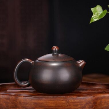 Yixing Zisha Teapot [Dragon Xishi] (Qinzhou Ni – 200ml)