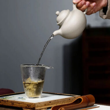 Yixing Zisha Teapot [Duo Qiu] (Bai Duan Ni – 320ml)