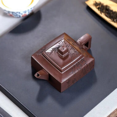 Yixing Zisha Teapot [Fangshan Yishi] (Zi Ni – 190ml)