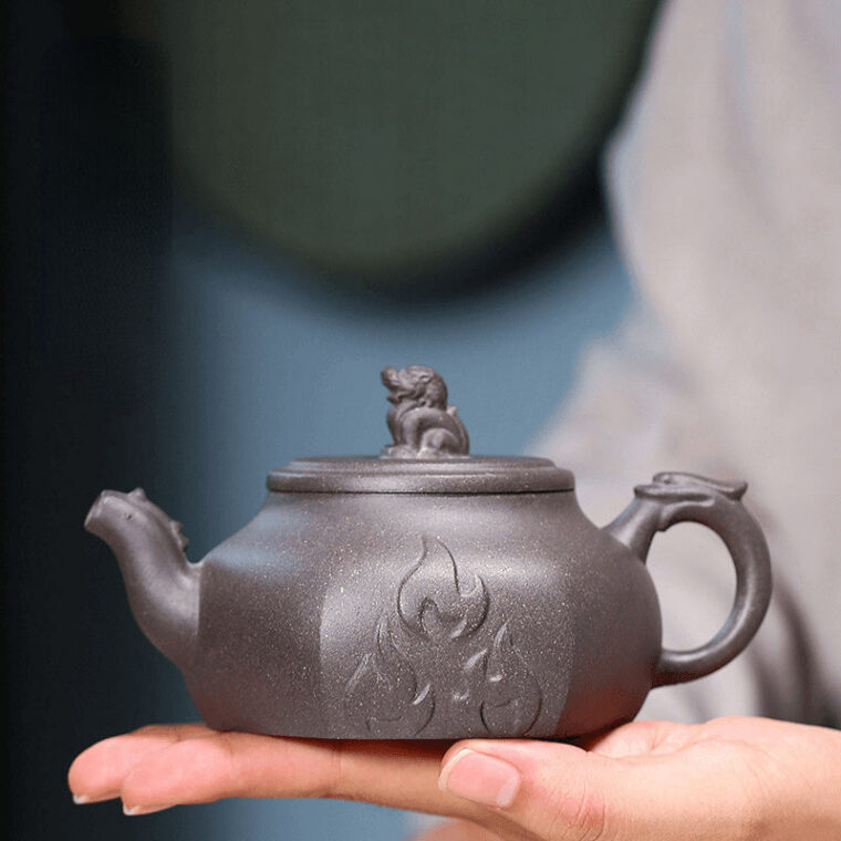 Yixing Zisha Teapot [Flame Pot] (Qinghui Ni – 200ml)