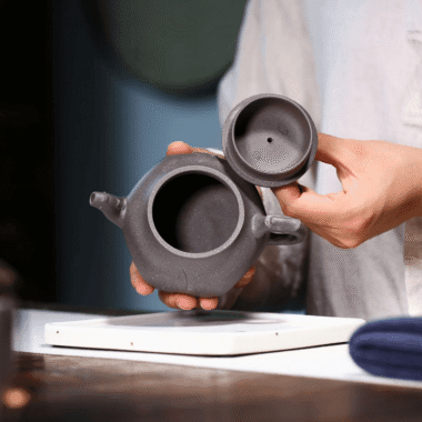 Yixing Zisha Teapot [Flame Pot] (Qinghui Ni – 200ml)