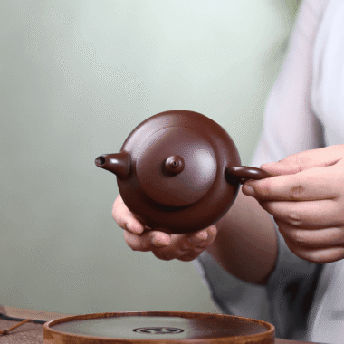 Yixing Zisha Teapot [Flat Horizontal] (Zi Zhu Ni – 160ml)