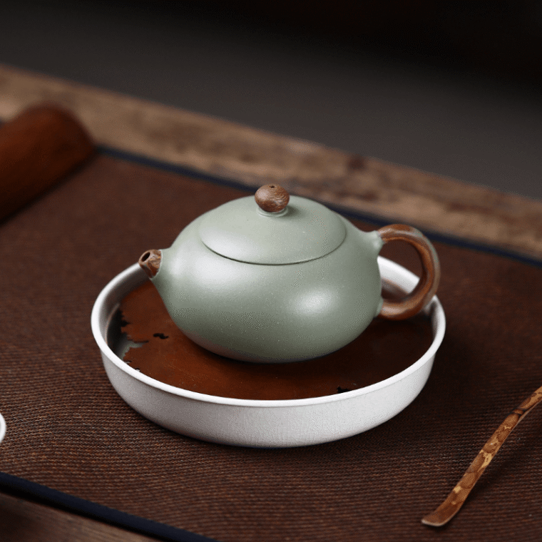 Yixing Zisha Teapot [Flat Xishi] (Douqing Sha/Jiao Ni – 220ml)