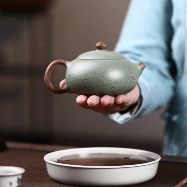 Yixing Zisha Teapot [Flat Xishi] (Douqing Sha/Jiao Ni – 220ml)