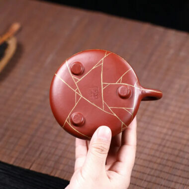 Yixing Zisha Teapot [Gold Line Shi Piao] (Dahongpao – 200ml)