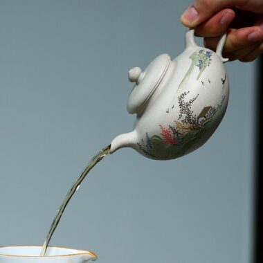 Yixing Zisha Teapot [Graceful] (Bai Duan Ni – 270ml)