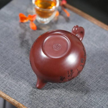 Yixing Zisha Teapot [Gu Yun Lotus Seed] (Long Xue Sha – 420ml)