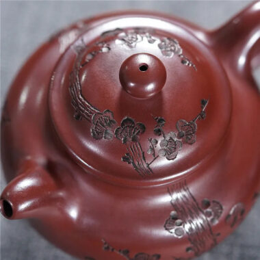 Yixing Zisha Teapot [Gu Yun Lotus Seed] (Long Xue Sha – 420ml)