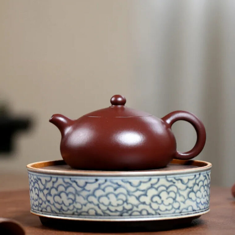 Yixing Zisha Teapot [Half Moon Pot] (Lao Zi Ni – 325ml)