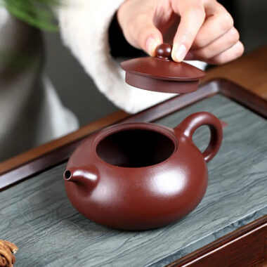 Yixing Zisha Teapot [Half Moon Pot] (Lao Zi Ni – 325ml)