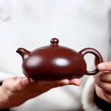 Yixing Zisha Teapot [Half Moon Pot] (Lao Zi Ni – 325ml)