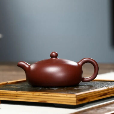 Yixing Zisha Teapot [Half Moon Pot] (Zi Zhu Ni – 150ml)