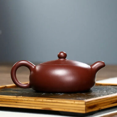 Yixing Zisha Teapot [Half Moon Pot] (Zi Zhu Ni – 150ml)