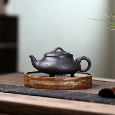 Yixing Zisha Teapot [Han Tang Shi Piao] (Hei Jin Sha – 200ml)