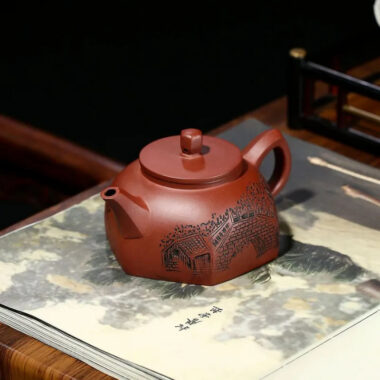Yixing Zisha Teapot [Jiangnan Lifang Jing Lan] (Zi Ni – 220ml)
