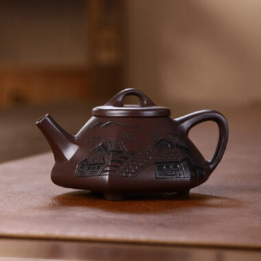 Yixing Zisha Teapot [Jiangnan Liufang Ziye Shi Piao] (Zi Ni – 220ml)