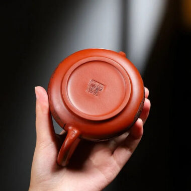 Yixing Zisha Teapot [Jiangnan Shi Piao] (Dahongpao – 230ml)