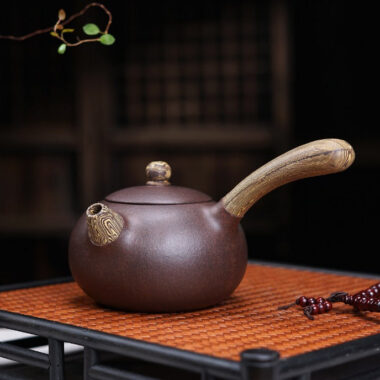 Yixing Zisha Teapot [Jiao Ni Tang Yu] (Jiao Ni / Zi Ni – 260ml)