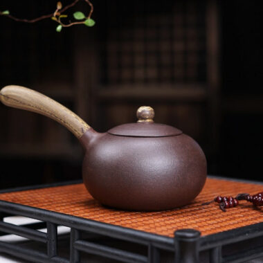 Yixing Zisha Teapot [Jiao Ni Tang Yu] (Jiao Ni / Zi Ni – 260ml)