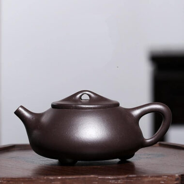 Yixing Zisha Teapot [Jingzhou Shi Piao] (Hei Jin Sha/Dahongpao – 240/210ml)