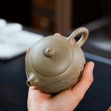 Yixing Zisha Teapot [Jinxiu Shanhe Xishi] (Douqing Sha – 270ml)