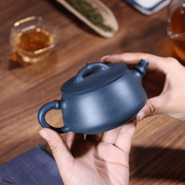 Yixing Zisha Teapot [Kuan Kou Shi Piao] (Tian Qing Ni – 250ml)