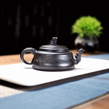 Yixing Zisha Teapot [Lion Pot] (Shi Huang – 180ml)