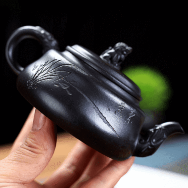 Yixing Zisha Teapot [Lion Pot] (Shi Huang – 180ml)