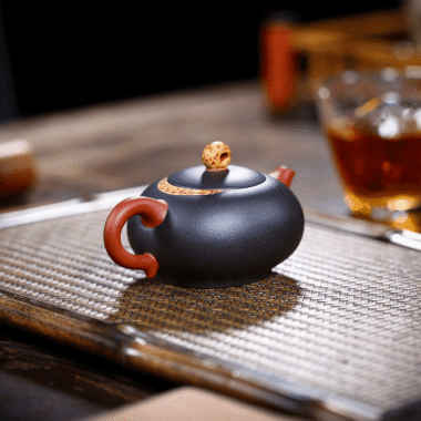 Yixing Zisha Teapot [Little Moon Shadow] (Hei Ni/Jiao Ni – 150ml)