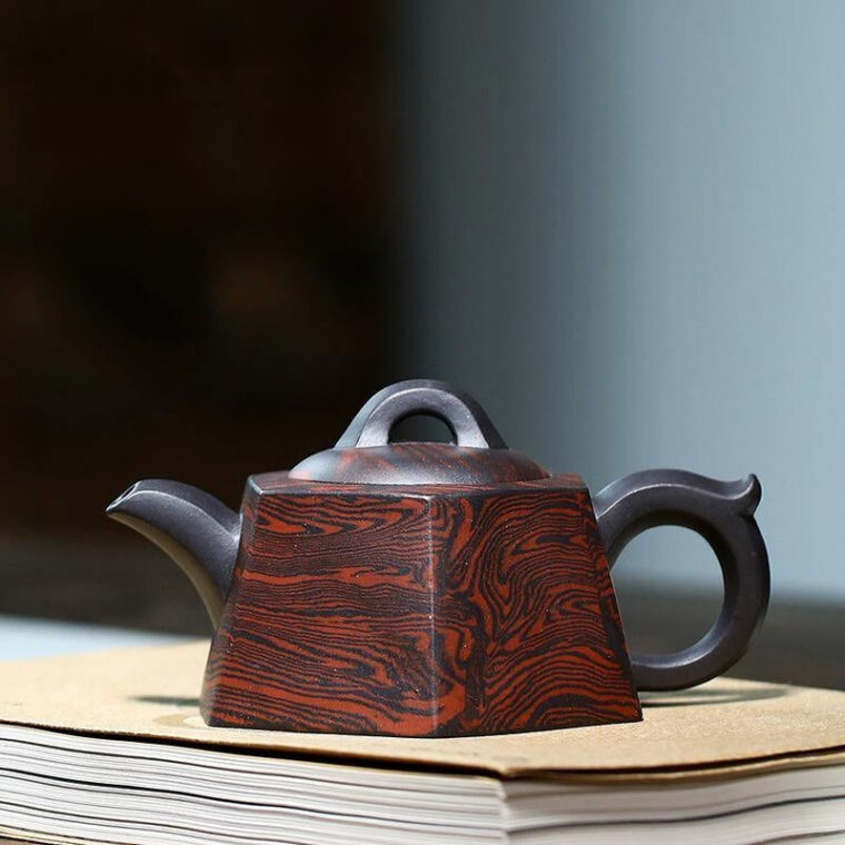 Yixing Zisha Teapot [Liufang Jing Lan] (Lao Zi Ni/Jiao Ni – 230ml)