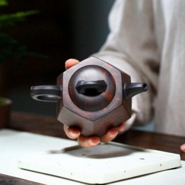 Yixing Zisha Teapot [Liufang Jing Lan] (Lao Zi Ni/Jiao Ni – 230ml)