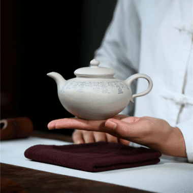 Yixing Zisha Teapot [Liunian] (Bai Duan Ni – 270ml)